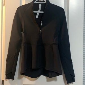 ❌ SOLD ❌ Lululemon sweater “run with heart”